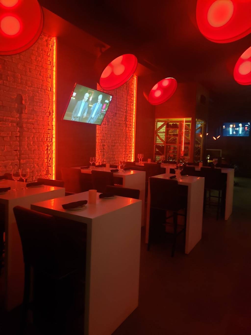 Houston Avenue Bar & Grill | restaurant | 284 Rue des Forges, Trois-Rivières, QC G9A 2G8, Canada | 8195197676 OR +1 819-519-7676