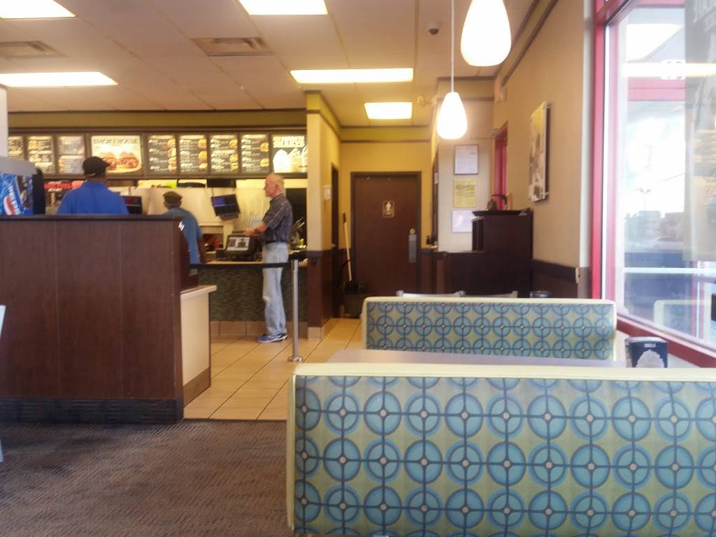 Arbys | restaurant | 1612 N Expy, Griffin, GA 30223, USA | 7702275482 OR +1 770-227-5482