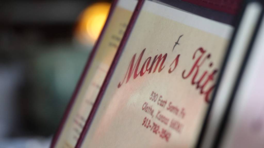 Moms Kitchen | restaurant | 530 E Santa Fe St, Olathe, KS 66061, USA | 9137823542 OR +1 913-782-3542