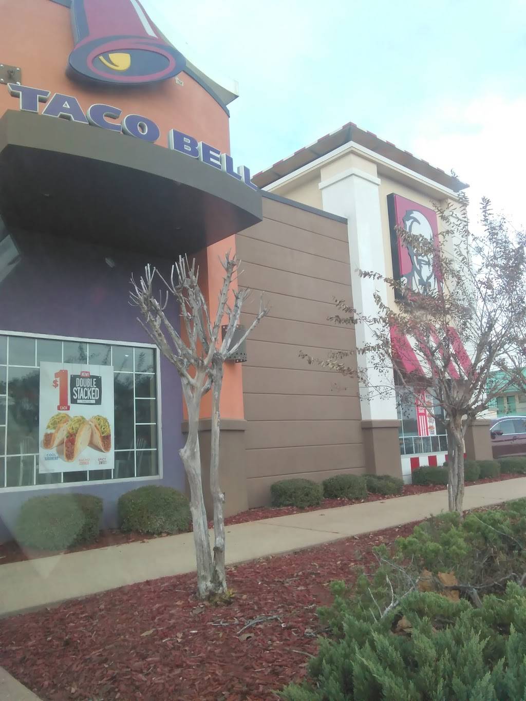 KFC | restaurant | 28073 MS-28, Hazlehurst, MS 39083, USA | 6018945920 OR +1 601-894-5920