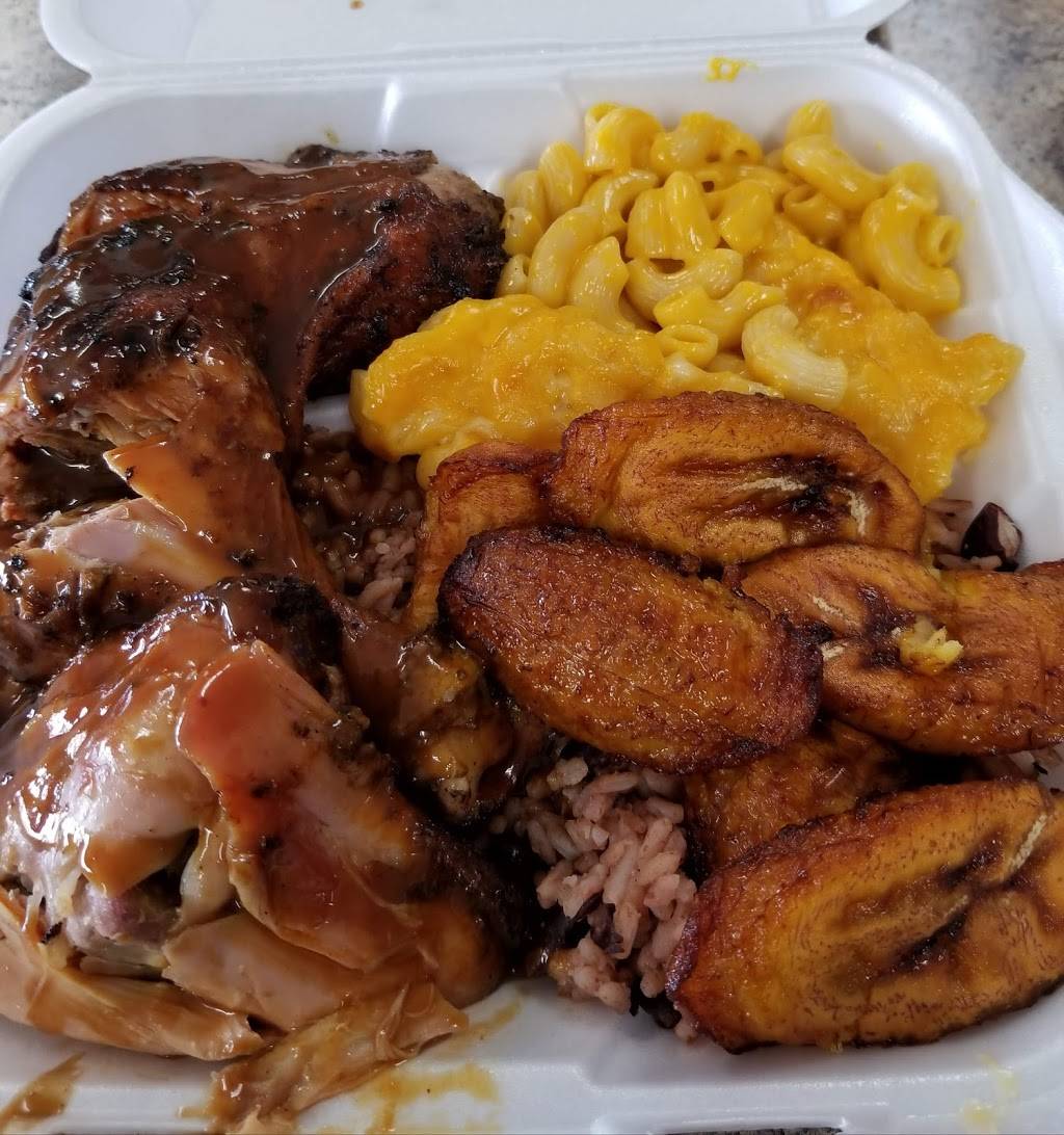 Night Owl Caribbean Cuisine | restaurant | 929 S Bay St, Eustis, FL 32726, USA | 3525890256 OR +1 352-589-0256