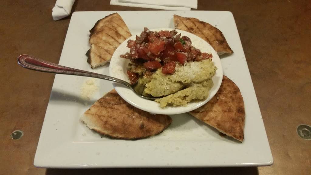 Food Fusion Bar & Grill | restaurant | 737 W Main St, Endicott, NY 13760, USA | 6072396721 OR +1 607-239-6721