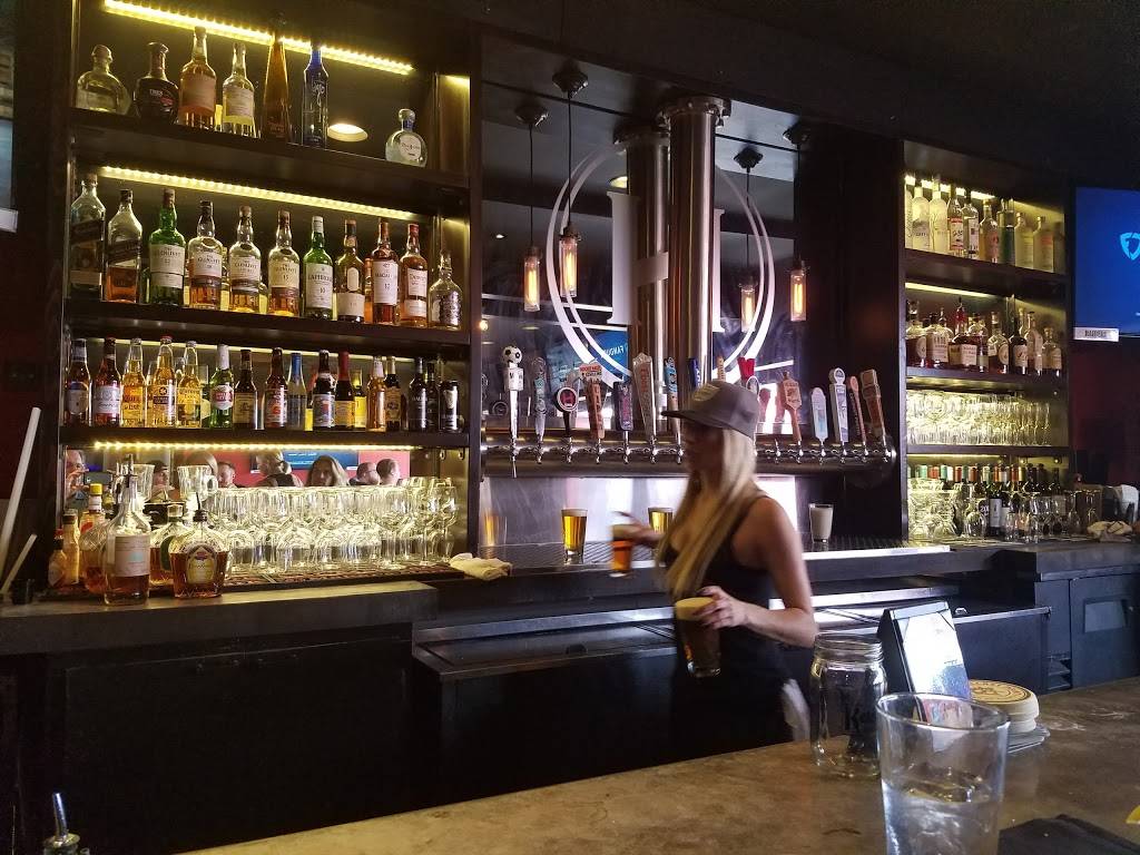 The Hub Kitchen & Taps | restaurant | 3005, 1749 Newport Blvd, Costa Mesa, CA 92627, USA | 9493565544 OR +1 949-356-5544