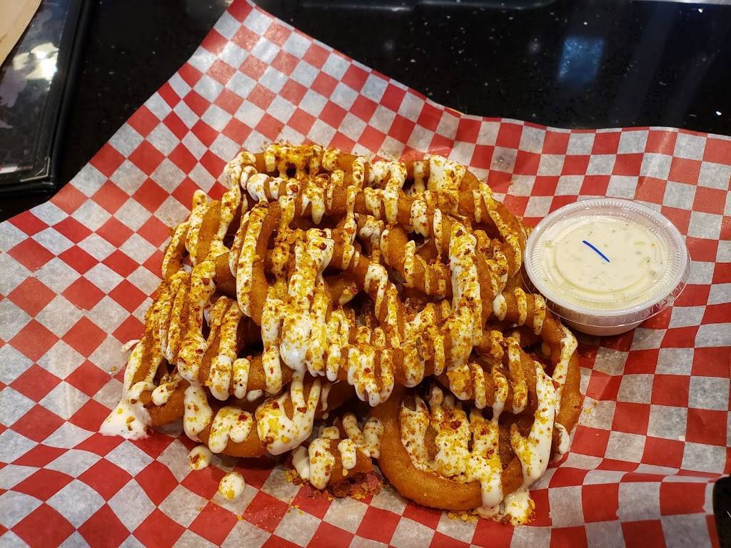 Wing House | restaurant | 320 Water St, Peterborough, ON K9J 3C7, Canada | 7058747555 OR +1 705-874-7555