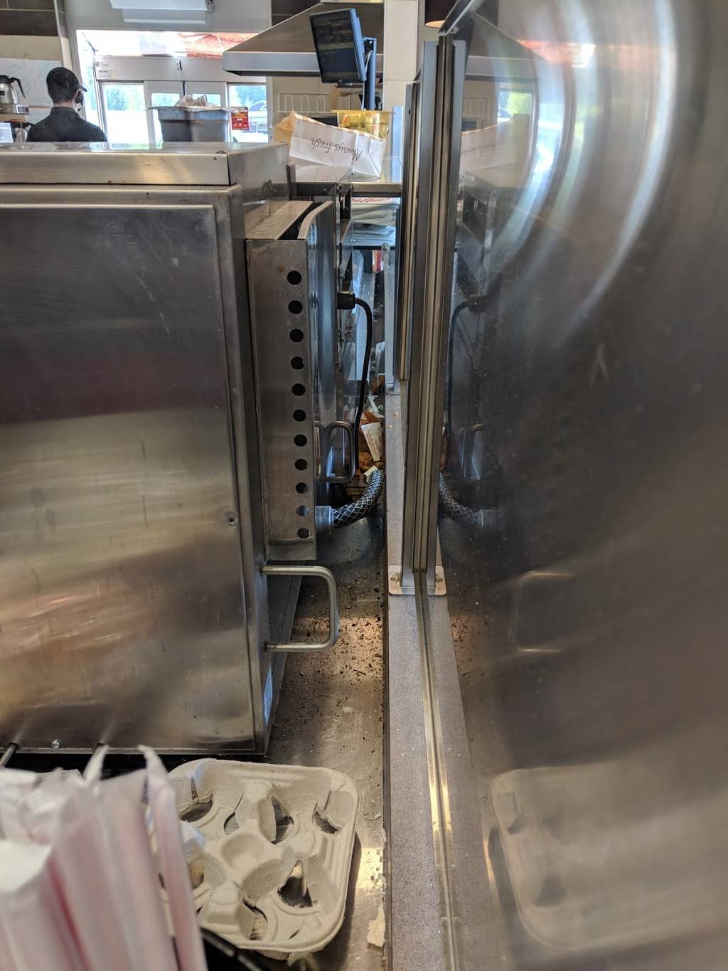 Tim Hortons | restaurant | 101 Montée Lavigne, Hudson, QC J0P 1H0, Canada | 8005905304 OR +1 800-590-5304