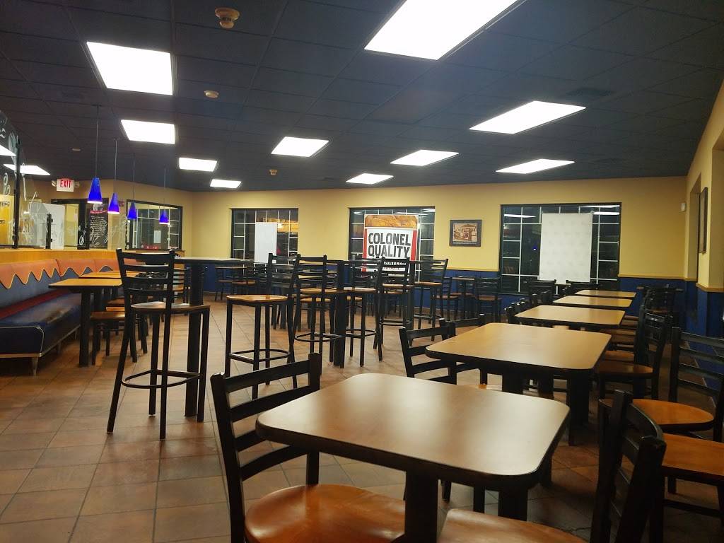 KFC | restaurant | 2856 28th St SE, Kentwood, MI 49512, USA | 6169420572 OR +1 616-942-0572