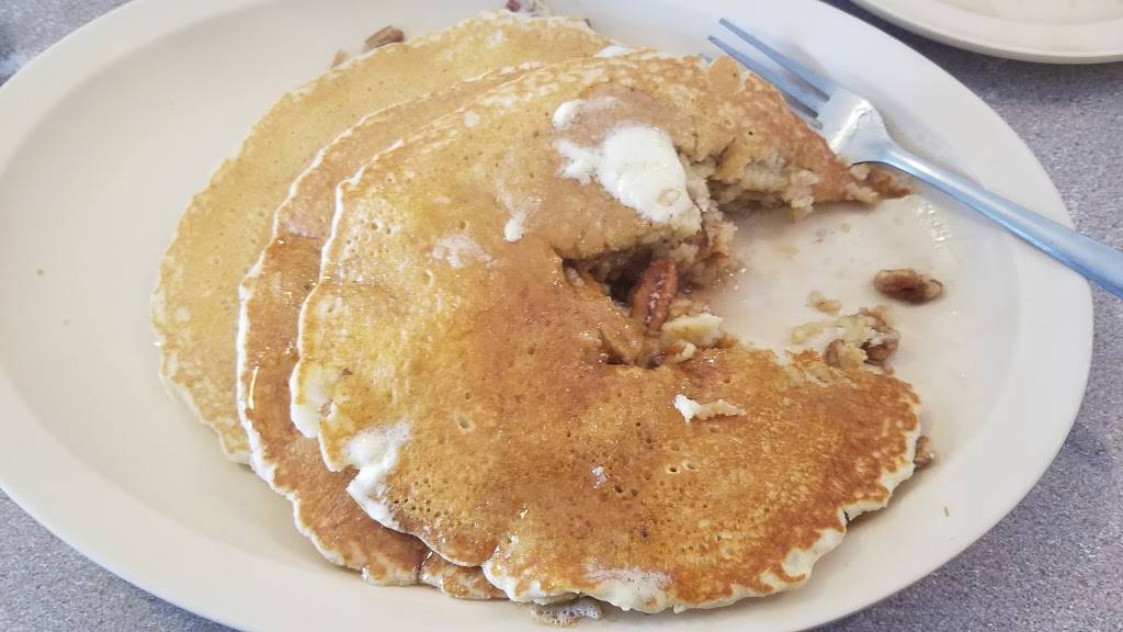 Aunt Fannies Restaurant | restaurant | 6147 SE Abshier Blvd, Belleview, FL 34420, USA | 3522455442 OR +1 352-245-5442