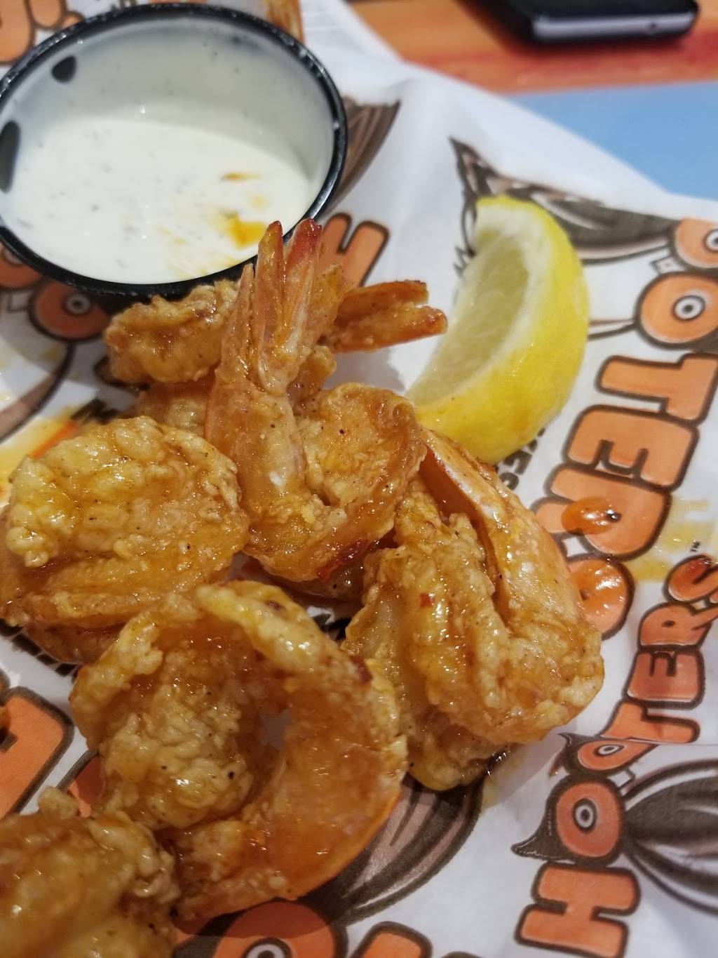 Hooters | restaurant | 2282 Weston Rd, Weston, FL 33326, USA | 9549907047 OR +1 954-990-7047