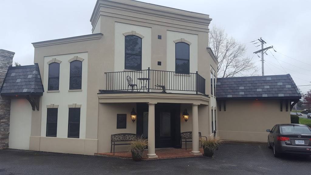 Ledo Pizza | meal takeaway | 126 Old Graves Mill Rd, Lynchburg, VA 24502, USA | 4342379495 OR +1 434-237-9495