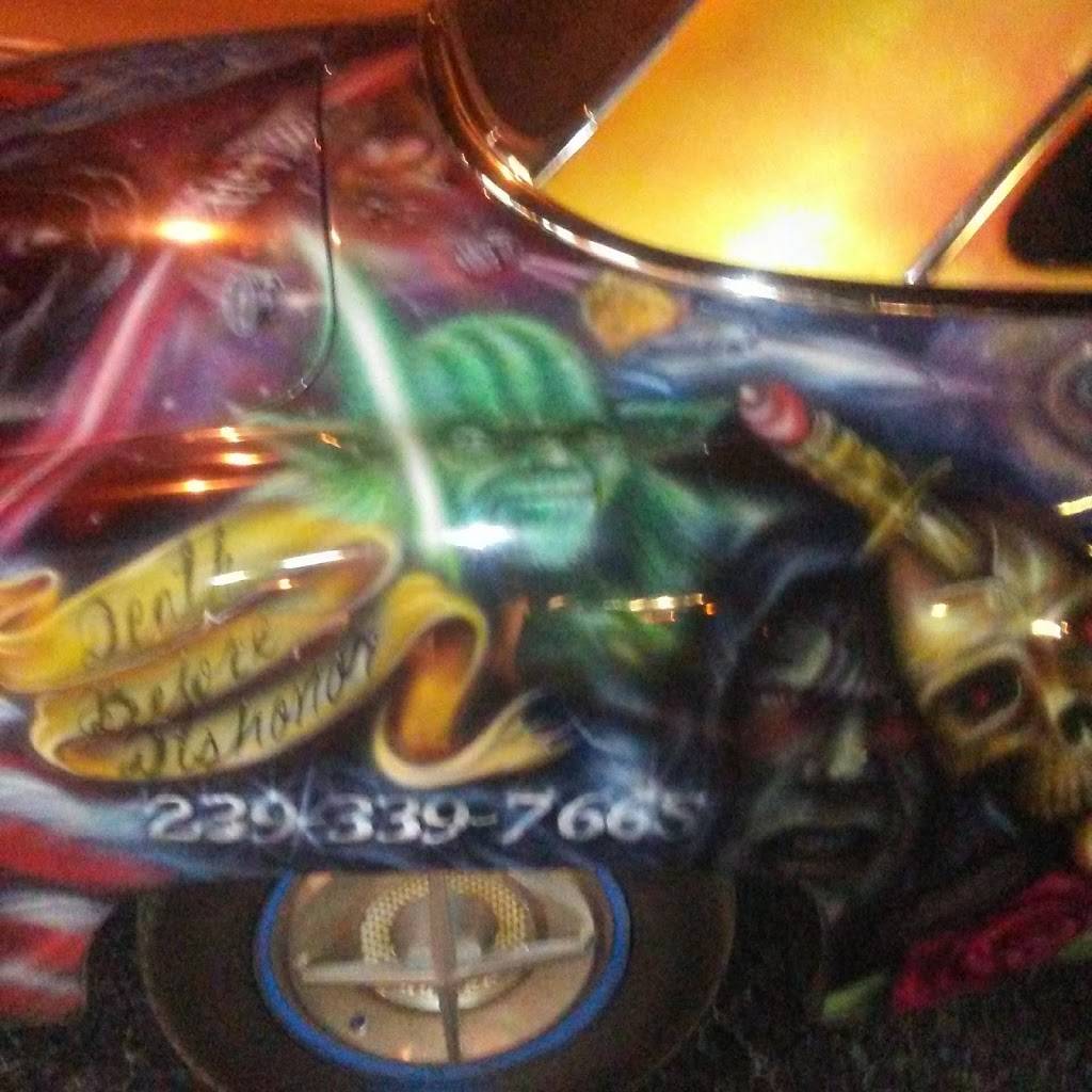 RJs Bar & Grill | restaurant | 1475 N Tamiami Trail, North Fort Myers, FL 33903, USA | 2399979600 OR +1 239-997-9600