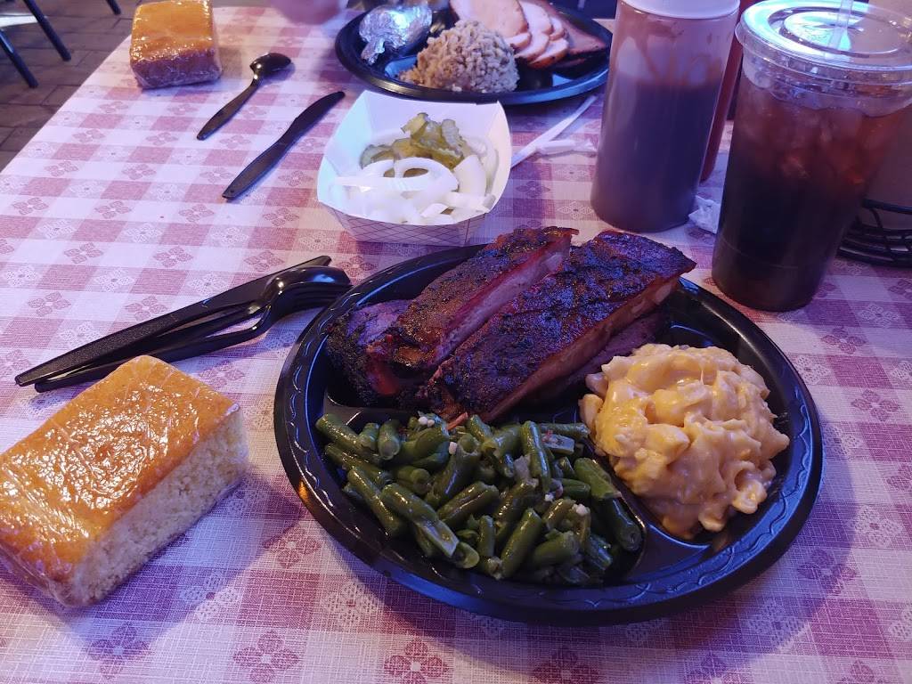 B Ts Bar-B-Q | restaurant | 16540 Kuykendahl Rd, Houston, TX 77068, USA | 2814443000 OR +1 281-444-3000