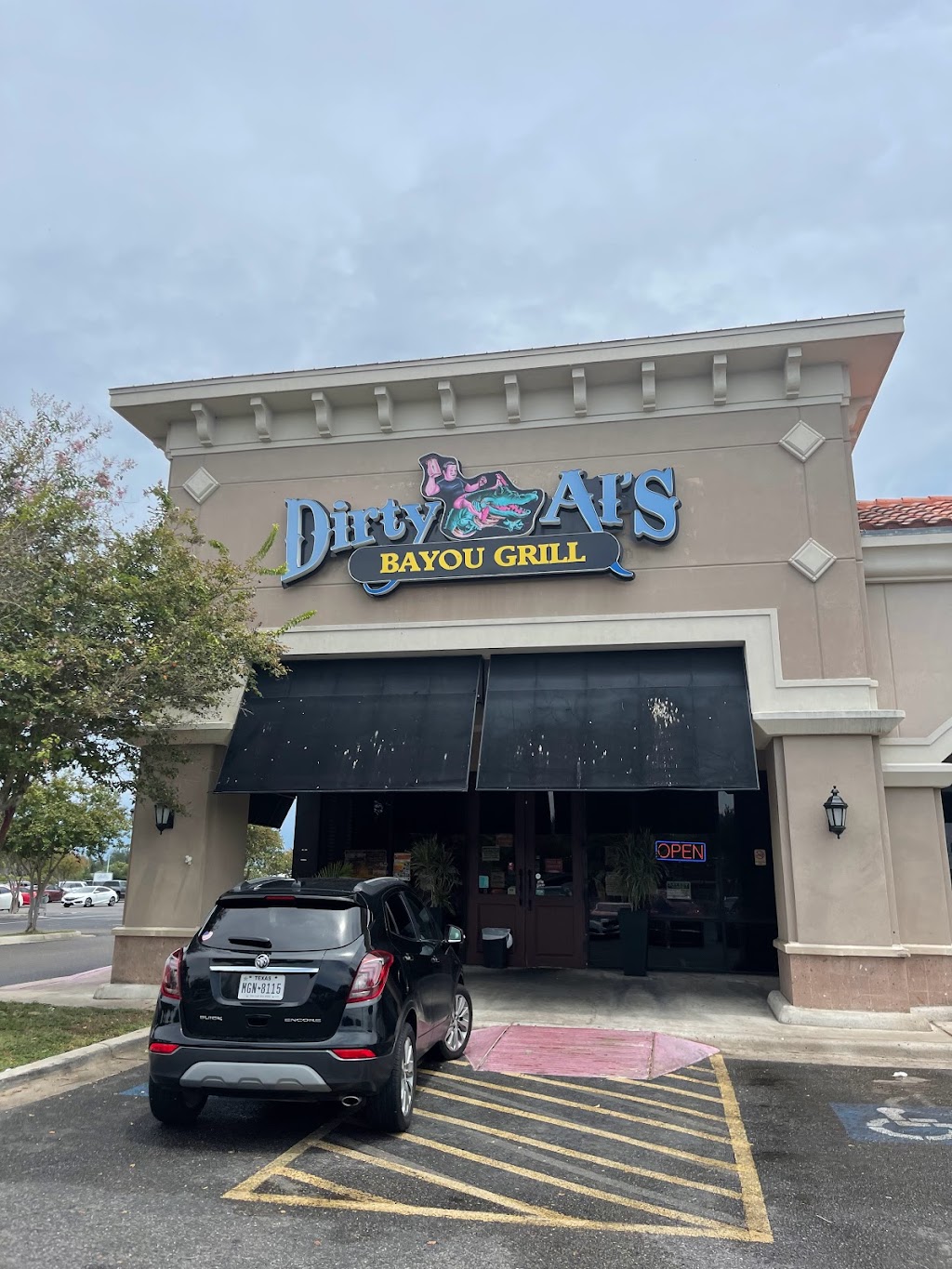 Dirty Als Bayou Grill | restaurant | 5712 N 10th St #400, McAllen, TX 78504, USA | 9562994922 OR +1 956-299-4922