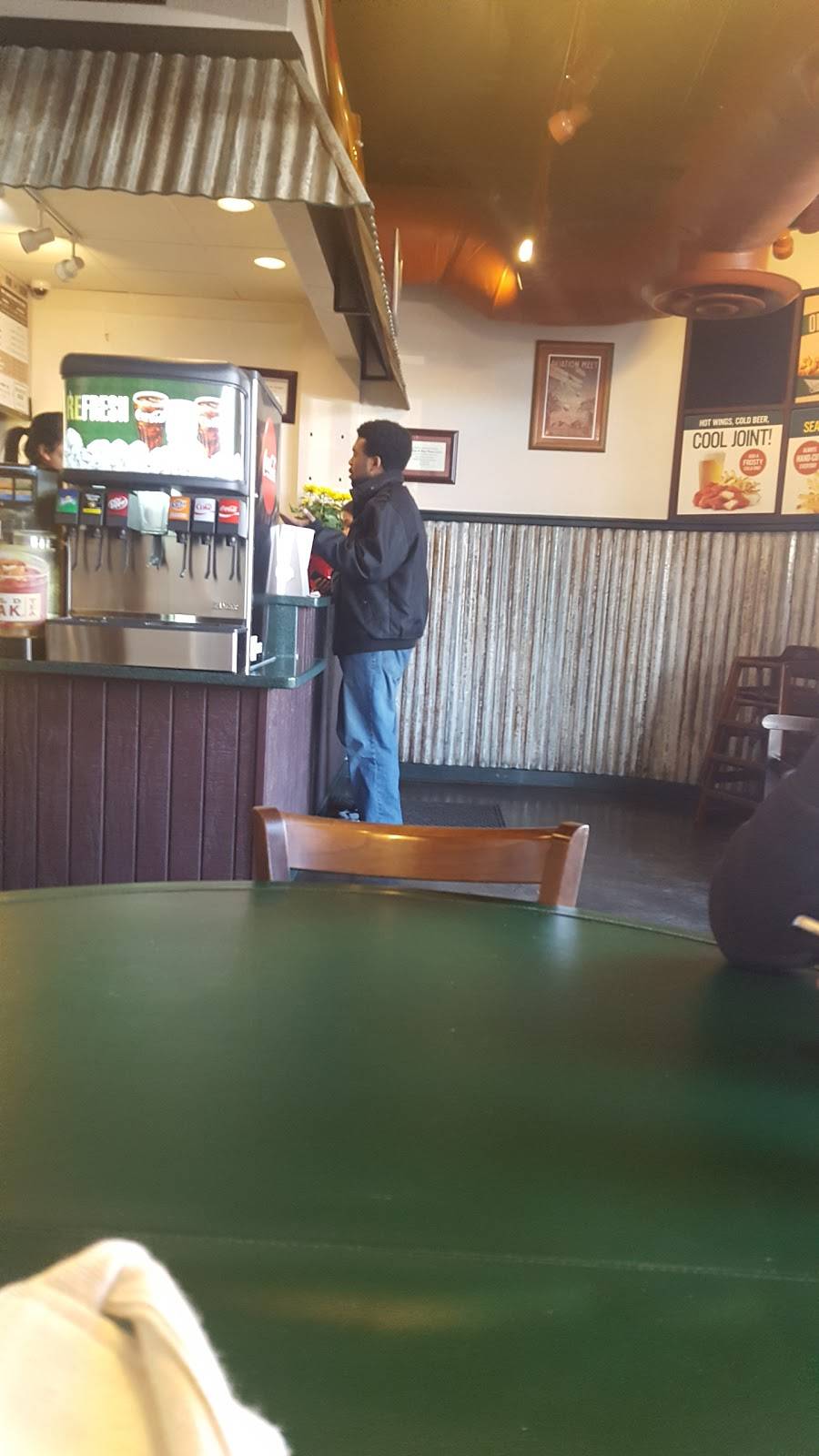 Wingstop | restaurant | 2992 65th St Ste 400, Sacramento, CA 95817, USA | 9164557266 OR +1 916-455-7266