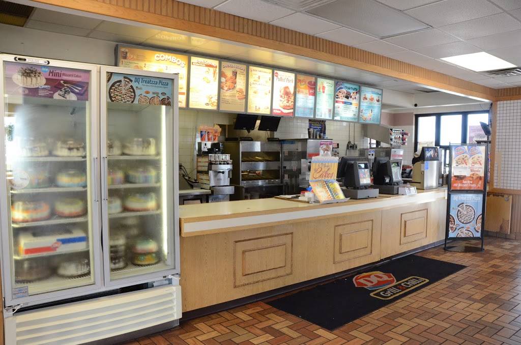Dairy Queen Grill & Chill | bakery | 1501 38th St, Peru, IL 61354, USA | 8152243341 OR +1 815-224-3341