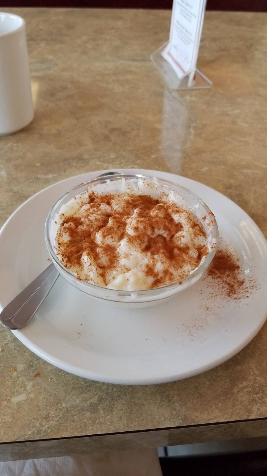 Monis Restaurant | restaurant | 16600 24 Mile Rd, Macomb, MI 48042, USA | 5862324794 OR +1 586-232-4794