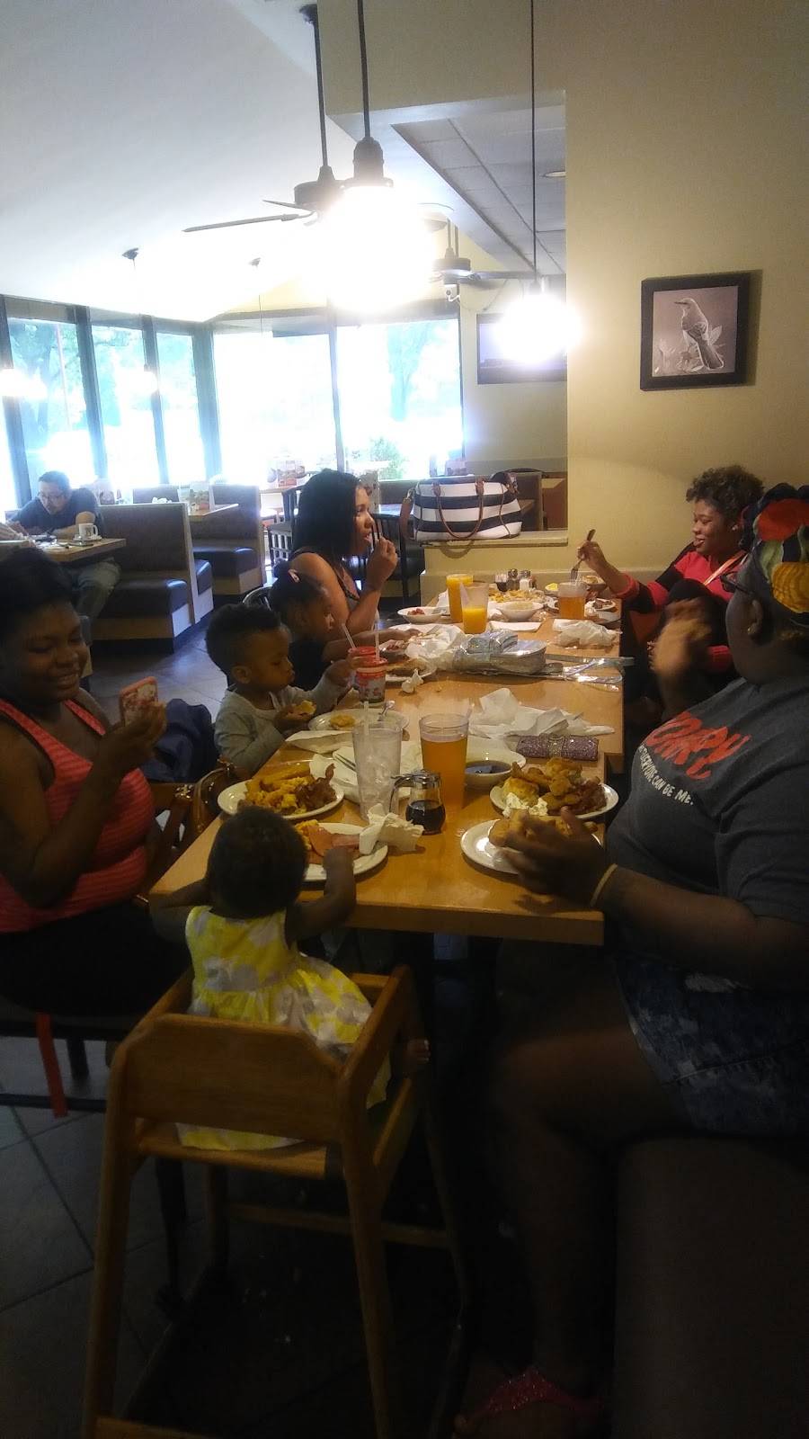 Shoneys Memphis | restaurant | 3081 Covington Pike, Memphis, TN 38128, USA | 9013822220 OR +1 901-382-2220