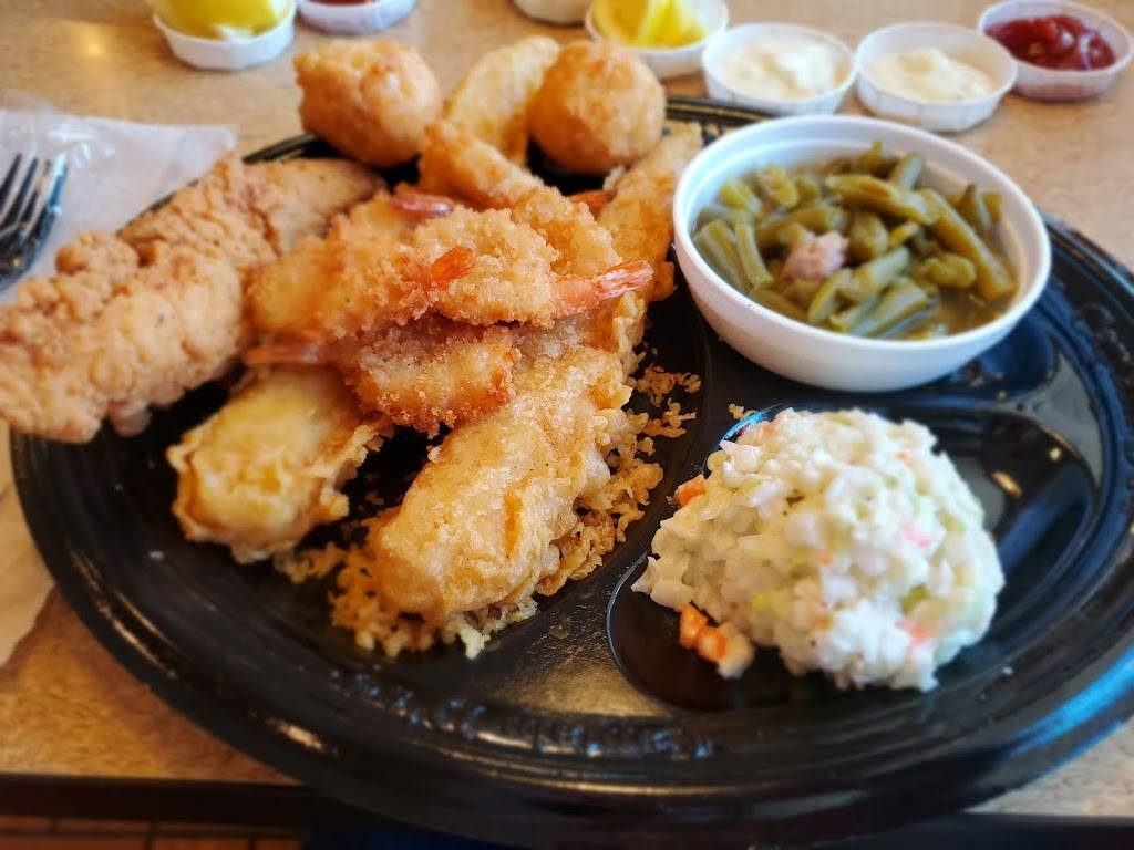 Captain Ds | restaurant | 6554 Forest Hill Dr, Forest Hill, TX 76140, USA | 8175517069 OR +1 817-551-7069