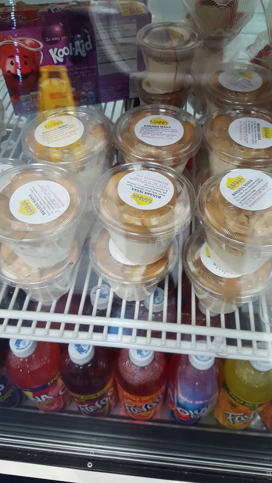 Sharks | restaurant | 2027 E 95th St, Chicago, IL 60617, USA | 7733746650 OR +1 773-374-6650