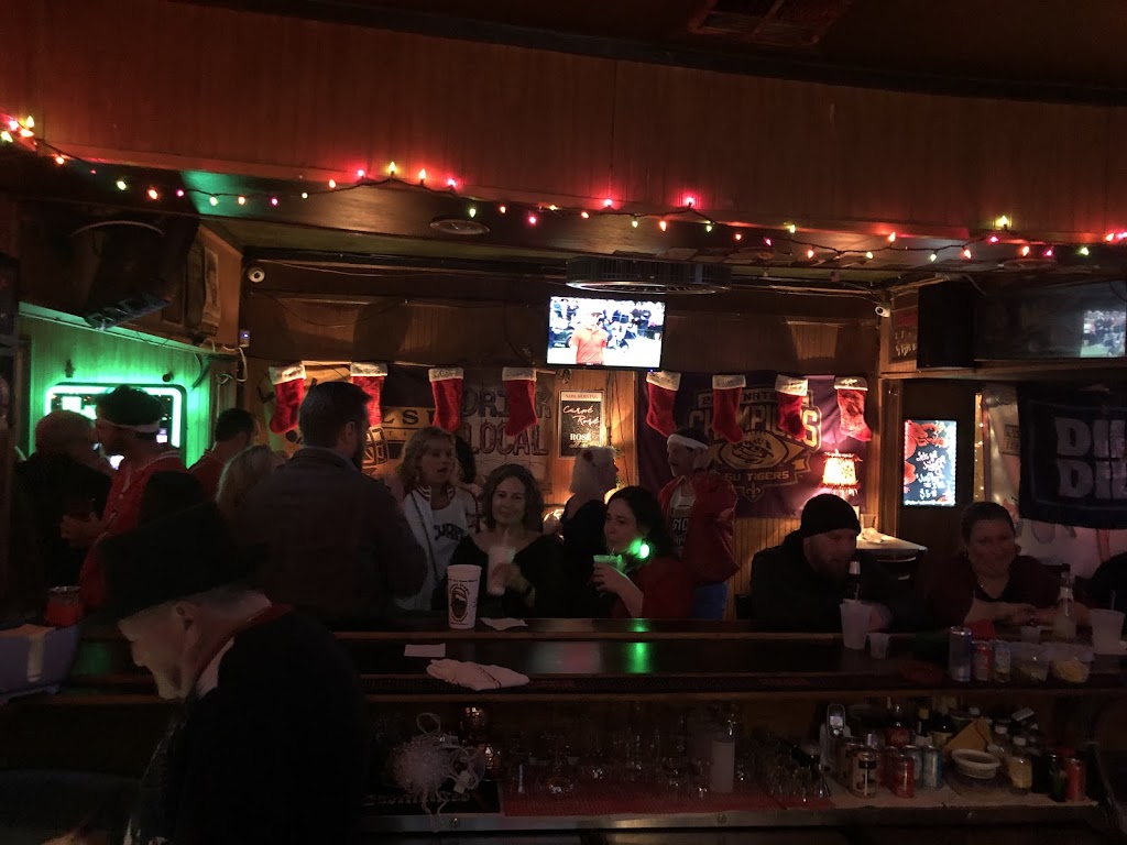 Lots a Luck Bar | night club | 203 Homedale St, New Orleans, LA 70124, USA | 5044830978 OR +1 504-483-0978