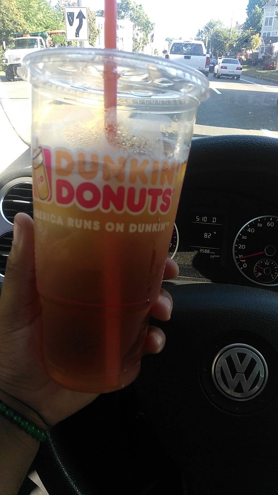 Dunkin | bakery | 684 Centre St, Jamaica Plain, MA 02130, USA | 6175241584 OR +1 617-524-1584
