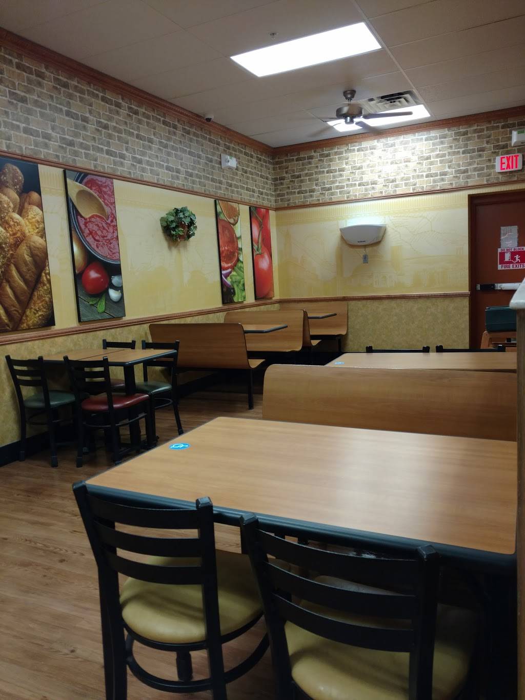 Subway Restaurants | restaurant | 1501 S Rangeline Rd, Joplin, MO 64804, USA | 4177817733 OR +1 417-781-7733