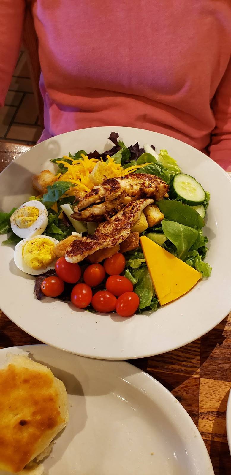 Cracker Barrel Old Country Store | restaurant | 550 Kimball Crossing Dr, Kimball, TN 37347, USA | 4238375618 OR +1 423-837-5618