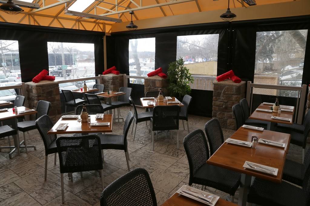 Papa Giuseppes | restaurant | 26 Lakeshore Rd E, Mississauga, ON L5G 1C8, Canada | 9059905009 OR +1 905-990-5009