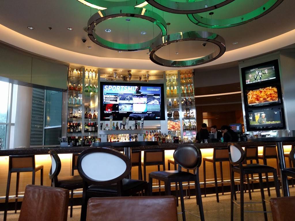 Champions | restaurant | 2020 Convention Center Concourse, Atlanta, GA 30337, USA | 4047631544 OR +1 404-763-1544