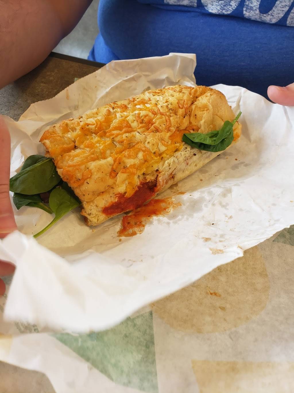 Subway | meal takeaway | 9223 N Oak Trafficway, Kansas City, MO 64155, USA | 8164208087 OR +1 816-420-8087