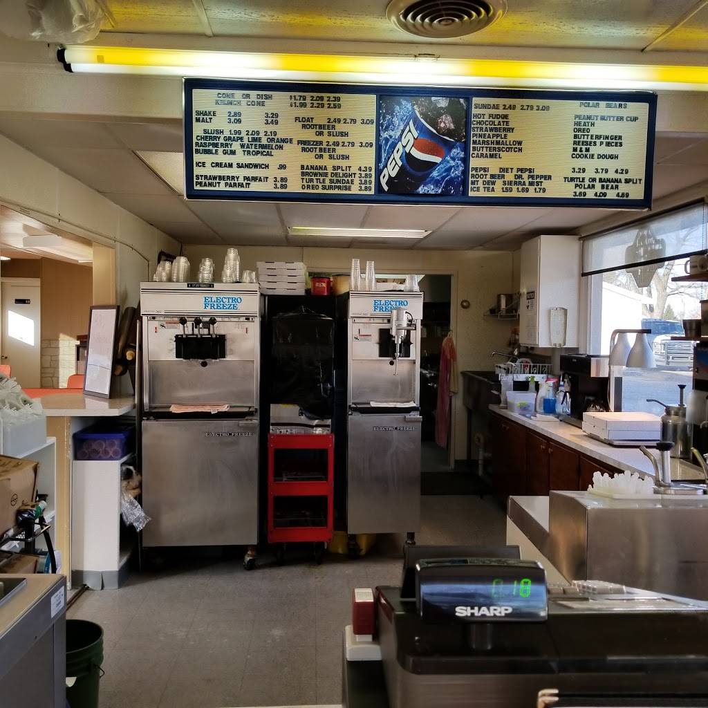 Dairy Dipper | restaurant | 301 E Broadway, Astoria, IL 61501, USA | 3093292622 OR +1 309-329-2622