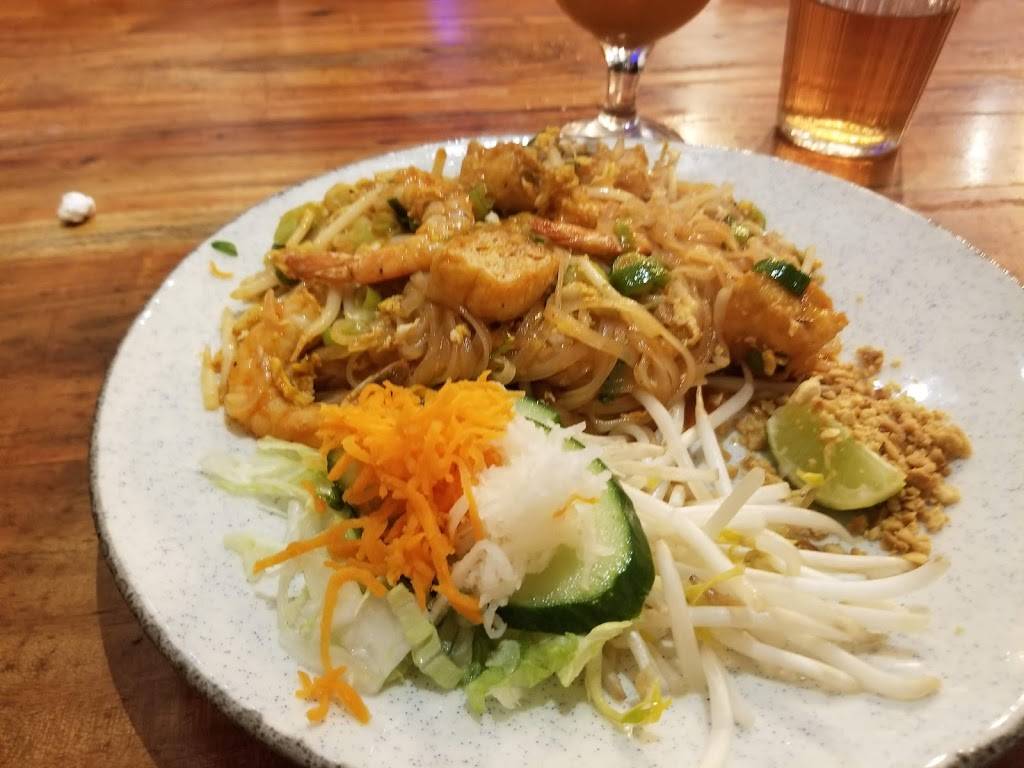 Nam Vietnamese Restaurant | restaurant | 9206 Leslie St, Richmond Hill, ON L4B 2N8, Canada | 9057633888 OR +1 905-763-3888