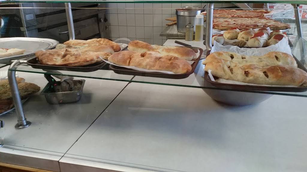 Luigis Pizza and Pasta | meal takeaway | 3005 Mt Carmel Ave, Glenside, PA 19038, USA | 2158852814 OR +1 215-885-2814