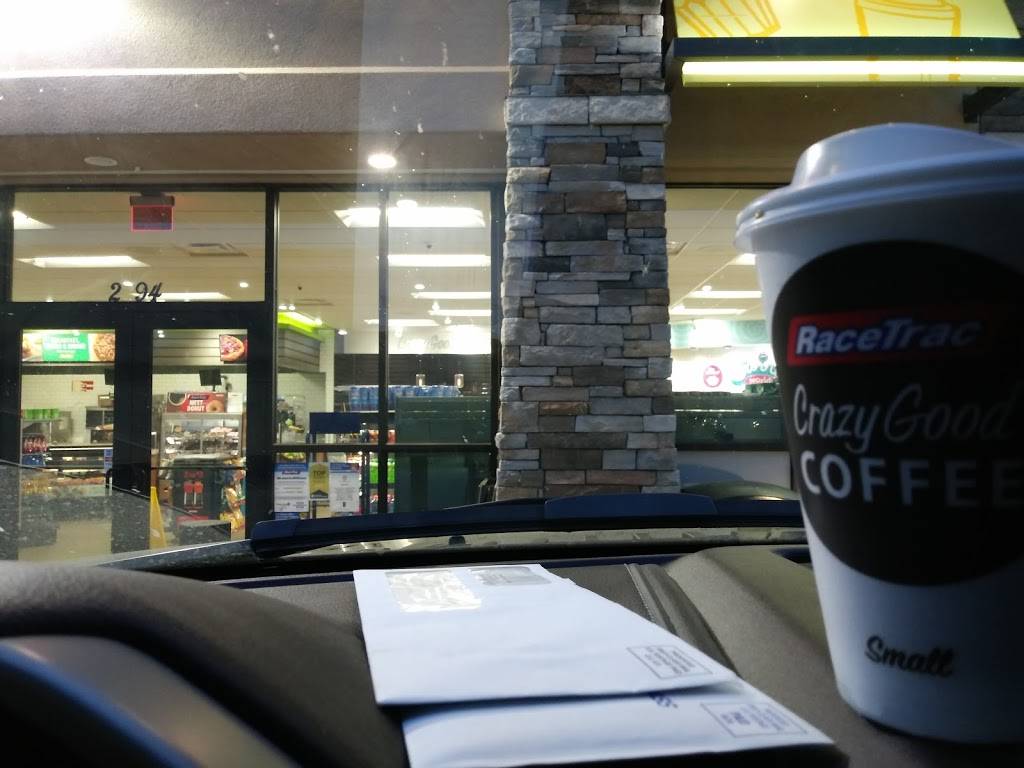 RaceTrac | bakery | 2294 Rock Chapel Rd, Lithonia, GA 30058, USA | 7704826880 OR +1 770-482-6880