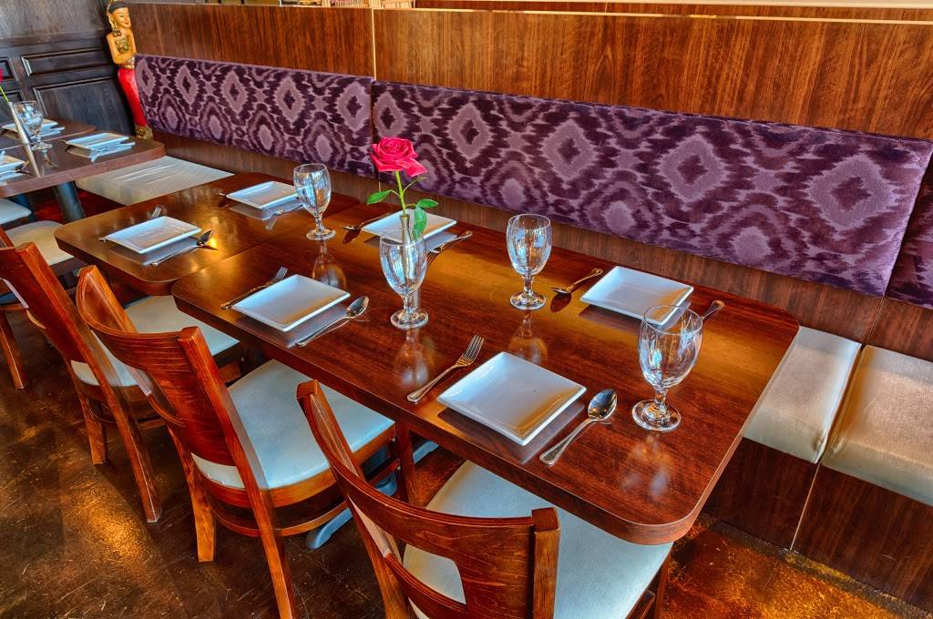 Palm Thai Cuisine | restaurant | 29263 Central Ave C, Lake Elsinore, CA 92532, USA | 9514373939 OR +1 951-437-3939