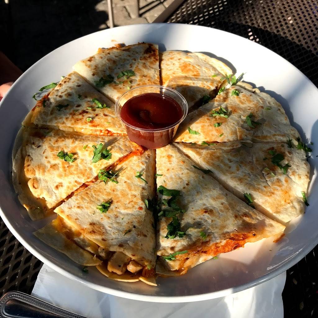 Azul-Latin Kitchen | restaurant | 1001 Heavenly Village Way, South Lake Tahoe, CA 96150, USA | 5305412985 OR +1 530-541-2985