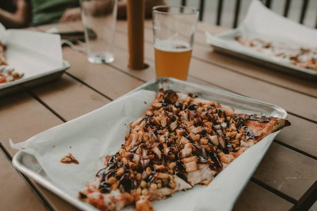 Dough Co. Pizza | restaurant | 2330 University Ave, Des Moines, IA 50311, USA | 5156300796 OR +1 515-630-0796