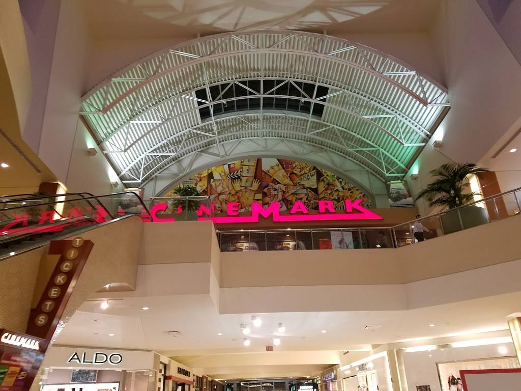 Cinemark Strongsville at Southpark Mall | meal takeaway | 17450 Southpark Center, Strongsville, OH 44136, USA | 4408783709 OR +1 440-878-3709