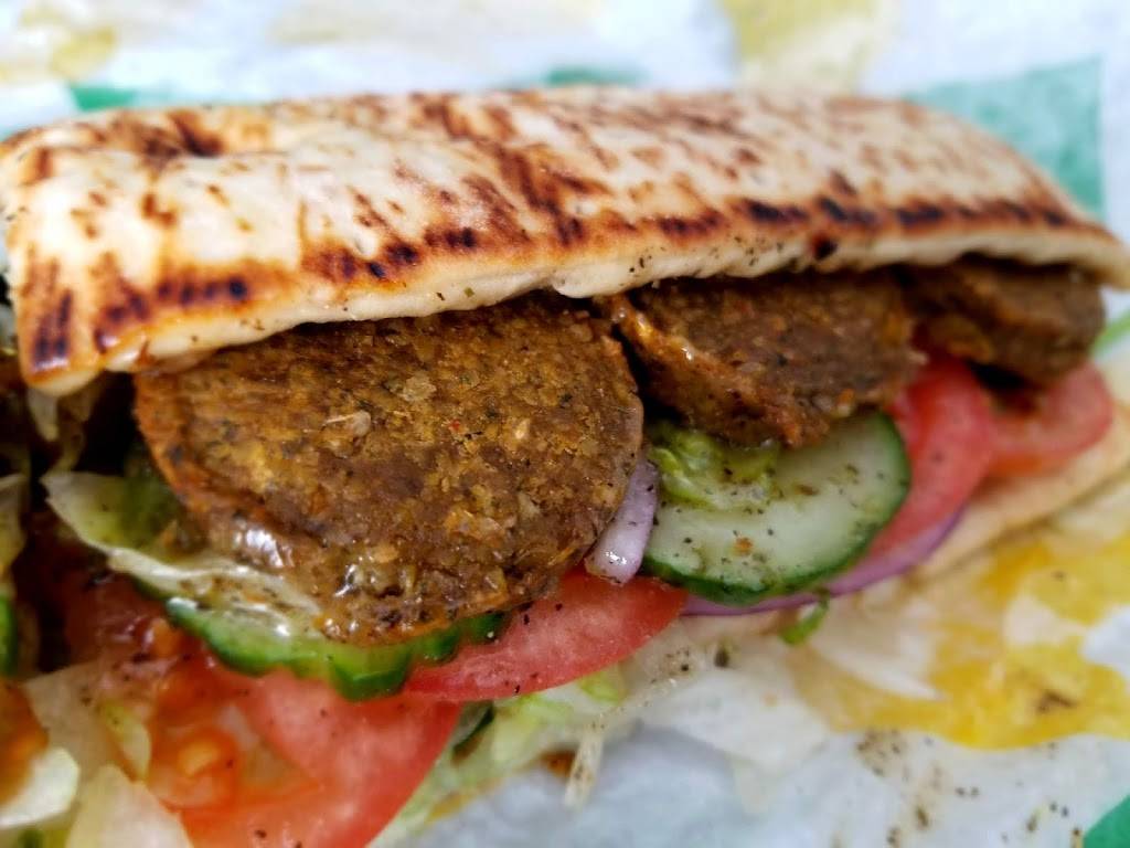 Subway | restaurant | 5848 Malden Rd, Windsor, ON N9H 0A4, Canada | 5199698457 OR +1 519-969-8457