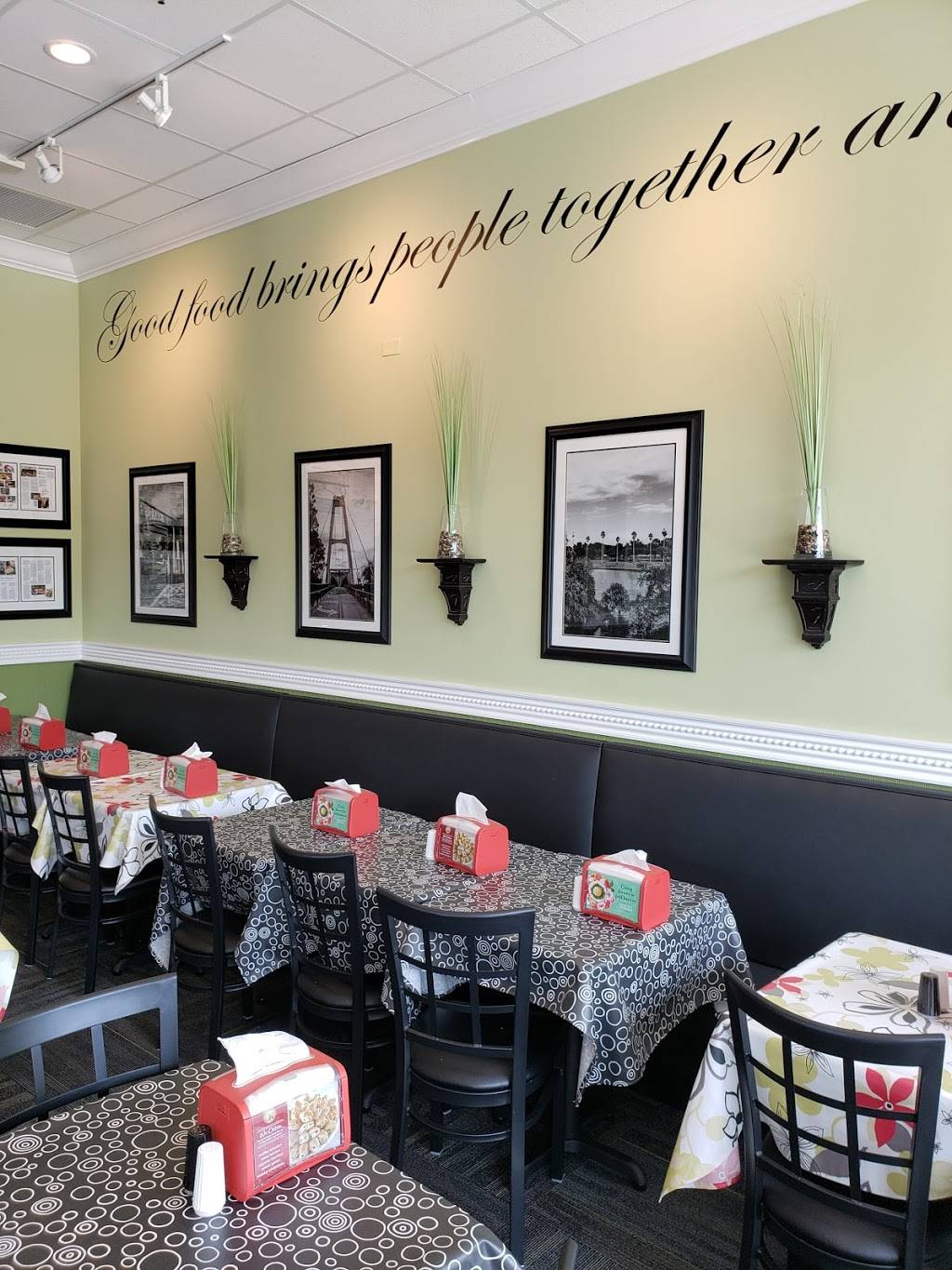 Chicken Salad Chick | restaurant | 1101 International Pkwy #1511, Lake Mary, FL 32746, USA | 4074497799 OR +1 407-449-7799