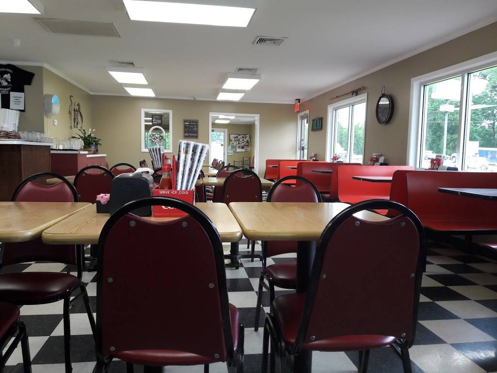 Lakeview Family Restaurant | restaurant | 9185 Bringle Ferry Rd, Salisbury, NC 28146, USA | 7046373699 OR +1 704-637-3699