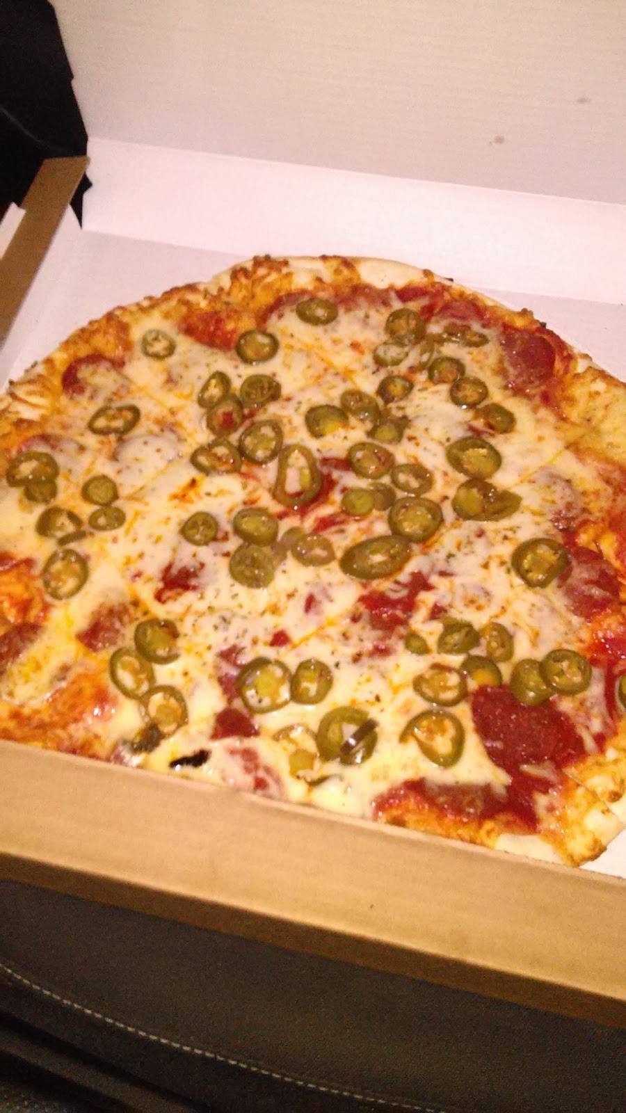 Slice of Chicago | restaurant | 2353, 507 W Wisconsin St, Sparta, WI 54656, USA | 6082692181 OR +1 608-269-2181