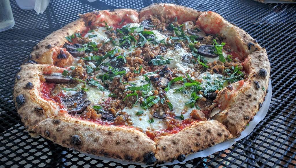 Pizaros Pizza Napoletana I | restaurant | 11177 Katy Fwy ste.e, Houston, TX 77079, USA | 7134850530 OR +1 713-485-0530