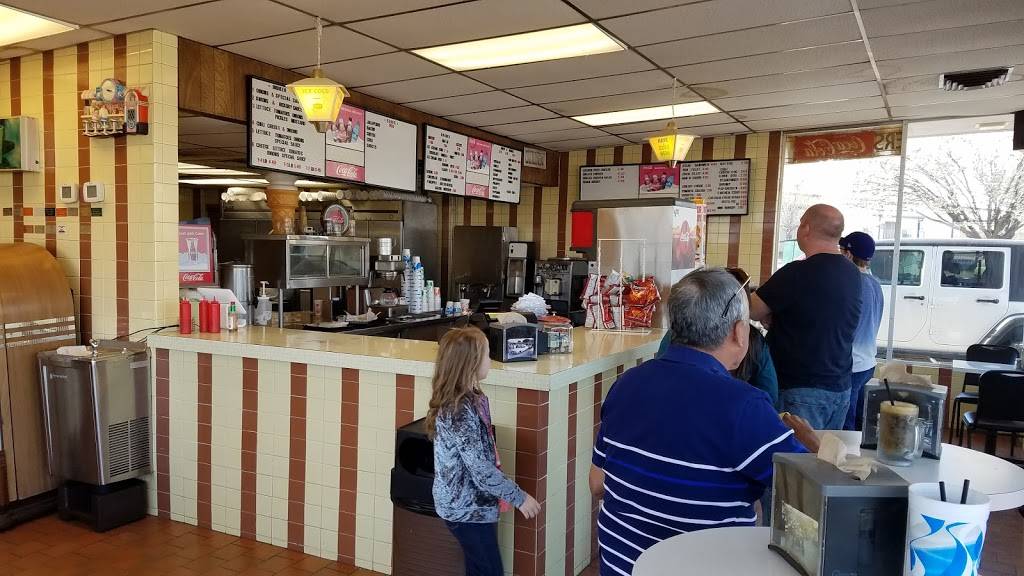 Frosty Drive N | restaurant | 1002 Fort Worth Dr, Denton, TX 76205, USA | 9403875449 OR +1 940-387-5449