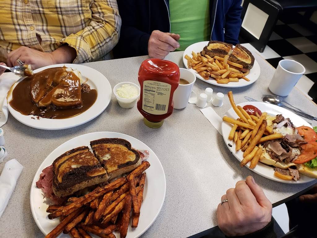 House of Flavors | restaurant | 284 River St, Manistee, MI 49660, USA | 2318874600 OR +1 231-887-4600