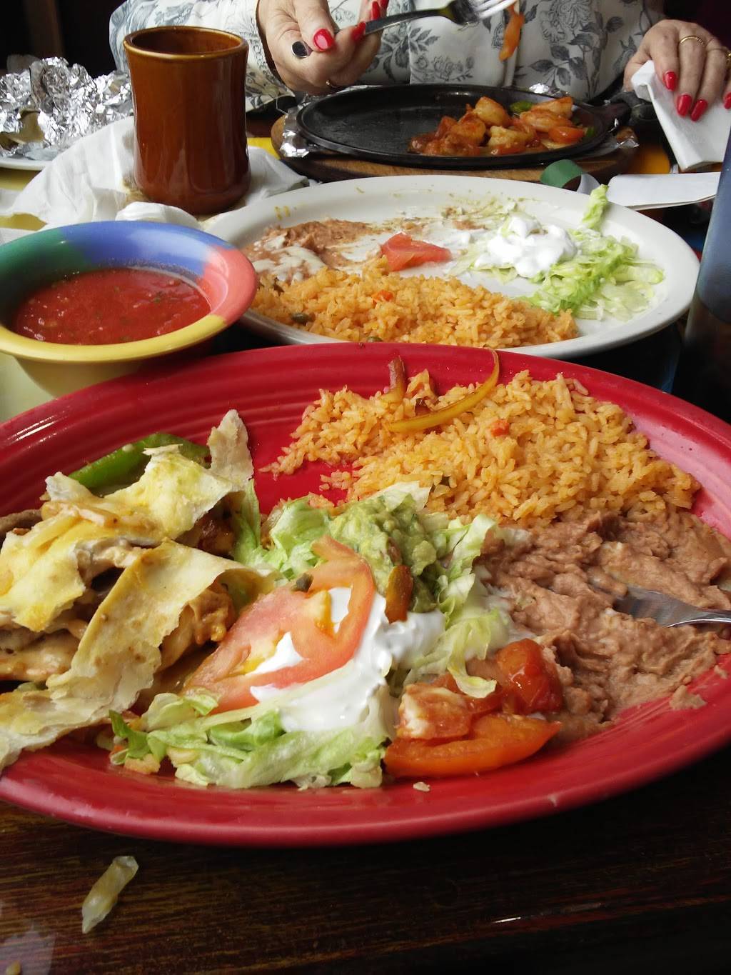 Fiesta Cancun Authentic | restaurant | 1508 E Riverside Blvd, Loves Park, IL 61111, USA | 8156374914 OR +1 815-637-4914
