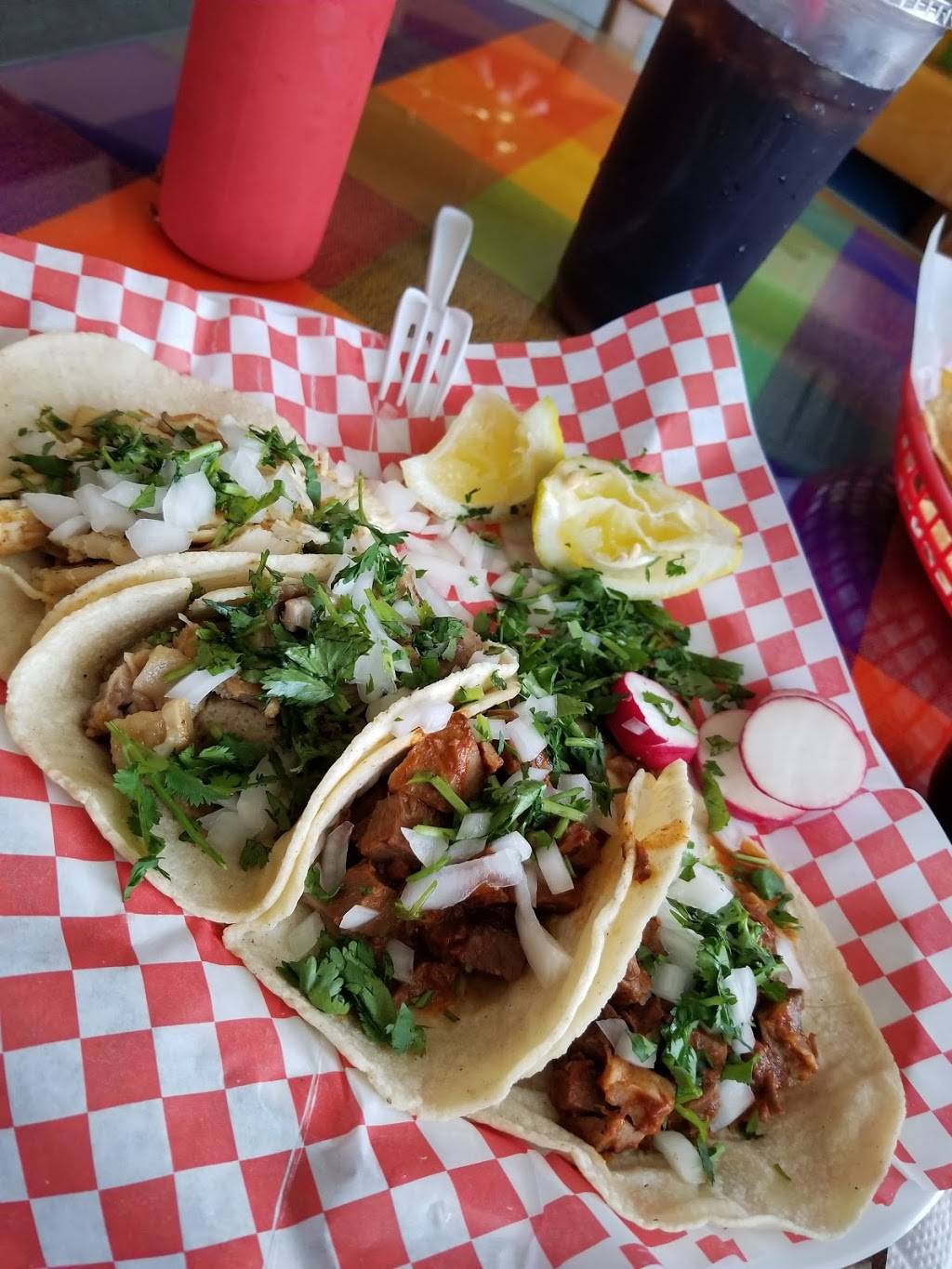 Guadalajara Restaurant | restaurant | 889 E Valley Blvd, Colton, CA 92324, USA | 9098720068 OR +1 909-872-0068