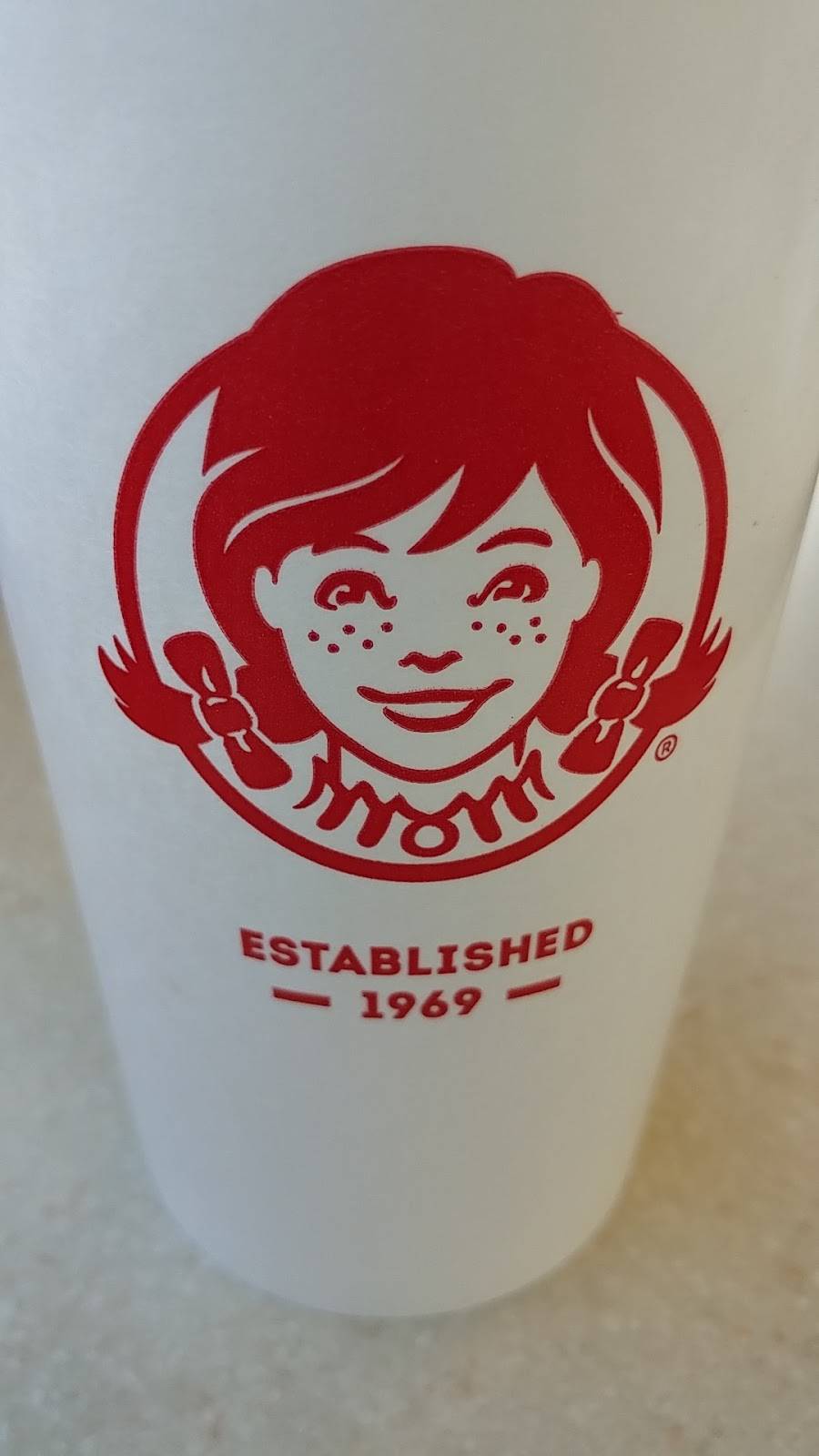 Wendys | restaurant | 8853 W Central Ave, Wichita, KS 67212, USA | 3167215447 OR +1 316-721-5447