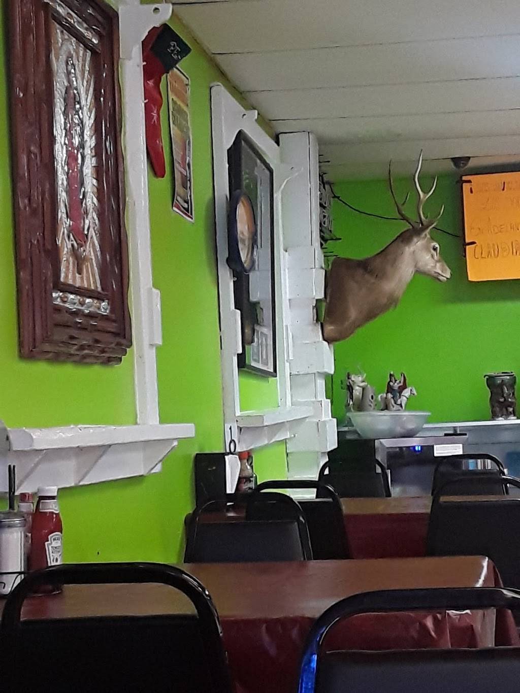 Chuyitas Taqueria | restaurant | 1213 Singleton Blvd, Dallas, TX 75212, USA | 2146581423 OR +1 214-658-1423