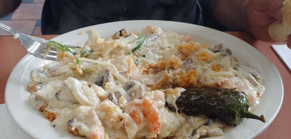 La Carreta Mexican Restaurant | restaurant | 1401 172nd St NE, Marysville, WA 98271, USA | 3606520984 OR +1 360-652-0984