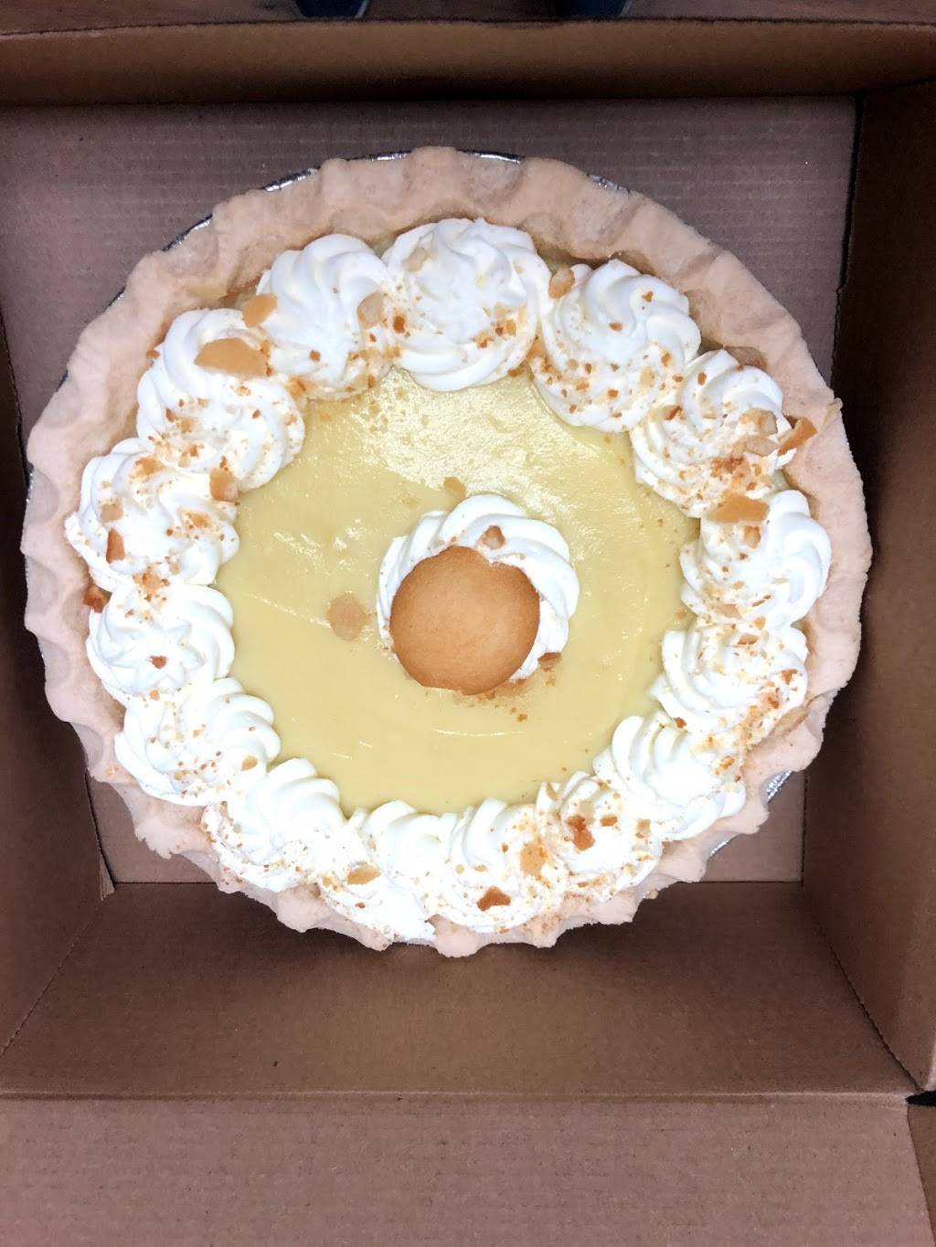 Buttermilk Sky Pie Shop | restaurant | 1707 N Collins St #115, Arlington, TX 76011, USA | 8176172046 OR +1 817-617-2046